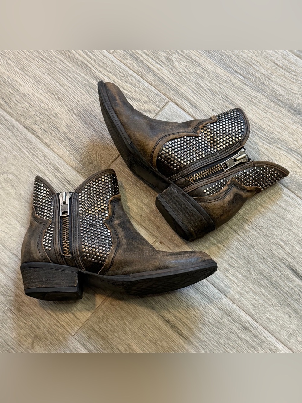 Circle G by Corral Distressed Studded Brown Splat Ankle Bootie Women's Size 8 M